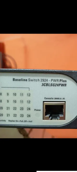 Switch 3COM Baseline 2924 PWR Plus