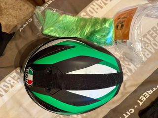 Casco AGV con intercomunicador