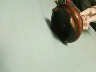 Estatua porcelana antigua  japonesa pescador