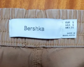 Pantalón Chino Jogger Bershka Beige Talla S (38)