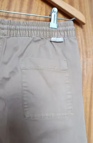 Pantalón Chino Jogger Bershka Beige Talla S (38)