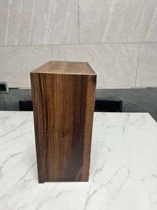 pareja de armarios pequeños