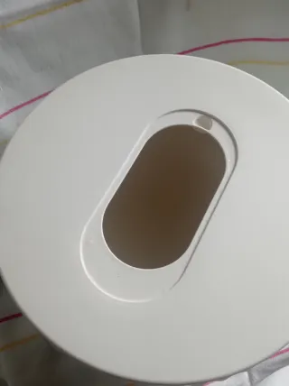 Ciotola in plastica verde con coperchio