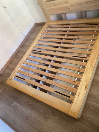 Cama de matrimonio 160x200 + cabecero.