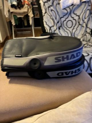 Manoplas SHAD negras y grises