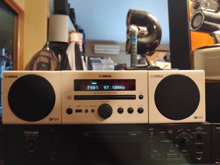 YAMAHA CRX 040 -427- equipo musica