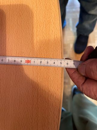 Escritorio de madera amplio