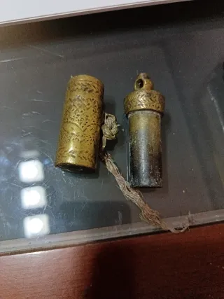 Antiche scatole in ottone decorate