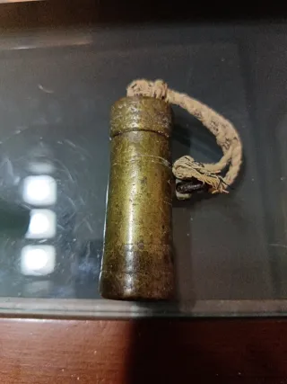 Antiche scatole in ottone decorate