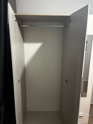 Armario blanco 3 puertas con espejo