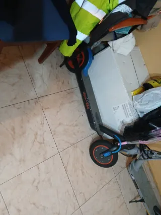 Patinete Eléctrico Azul para Piezas