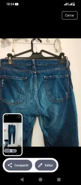 Pantalón Zara Roto Talla 34 Oscuro