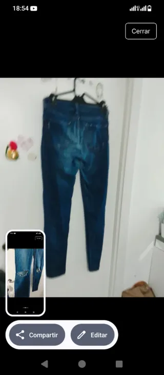 Pantalón Zara Roto Talla 34 Oscuro