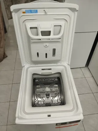 LAVADORA MARCA INDESIT 7kg 1200 rpm