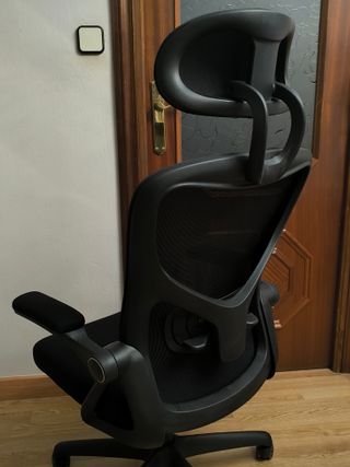 Silla de oficina ergonómica con reposacabezas