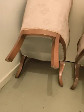 2 Butacas de tela y madera