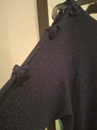 Jersey azul brillante con lazos