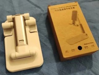 Soporte portátil y móvil plegable