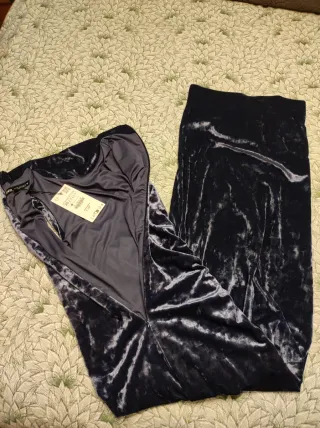 Vestido Terciopelo  Drapeado Midi. Sin estrenar