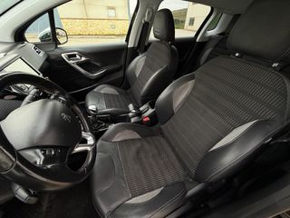 Peugeot 2008 1.6 blueHDI 120 CV 2015