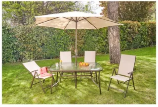 Conjunto de jardín mesa y sillas