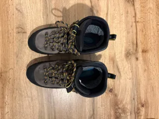 Stivali Bestard 42,5 con attacchi a strappo