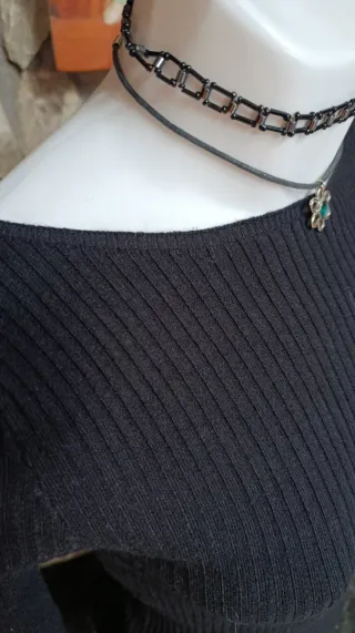 Jersey Y2K Vintage Negro Manga Larga