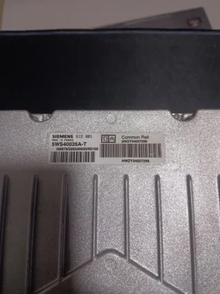 Centralita Motor Siemens 5WS40035A-T Suzuki Vitara