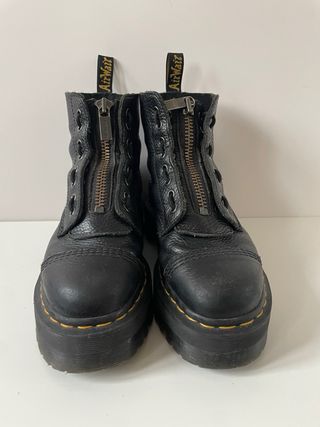 Botas Dr. Martens Negras Cremallera Plataforma