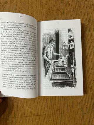 L'ESTRANYA DESAPARICIO DE LA LAURA CATALAN (Cat...