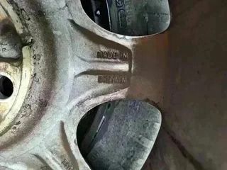 Jaguar S-Type - Llanta de 16