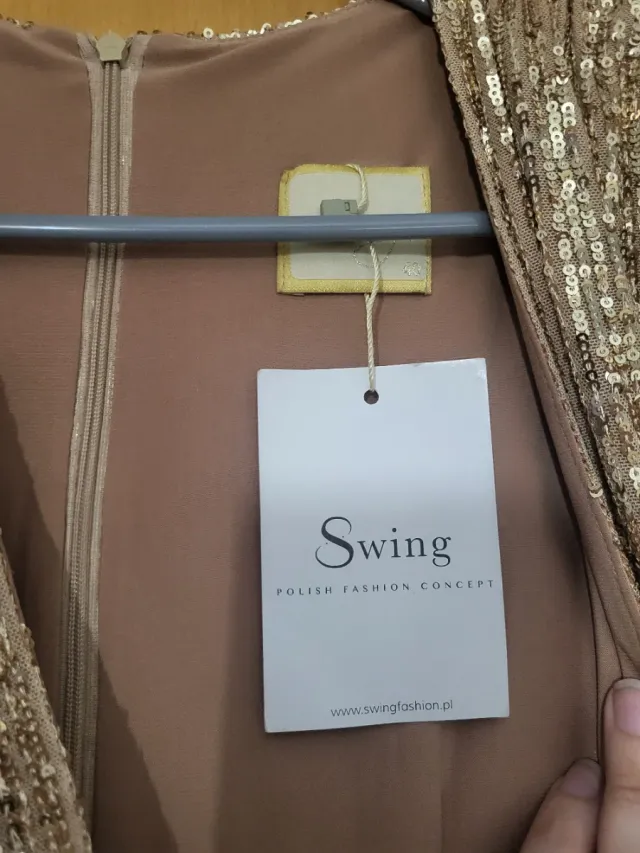 Abito Swing con paillettes dorate