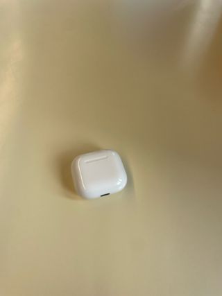 Airpods Apple Blancos Seminuevos