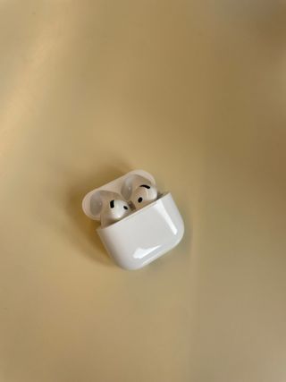 Airpods Apple Blancos Seminuevos