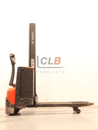 Ref. M-6525 Apilador Eléctrico BT SWE 080 L Staxio