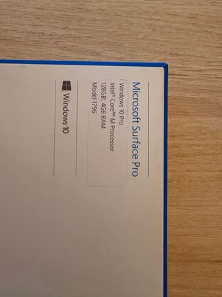Microsoft Surface Pro 1796 128GB + Lapiz Microsoft