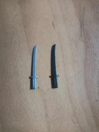 Lote 2 espadas samurái Playmobil