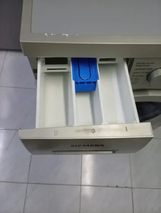 LAVADORA SIEMENS de 8 kilos iQdrive