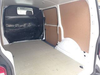 Volkswagen Transporter FURGON CORTO TN 2.0 TDI 102CV BMT