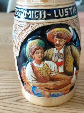 Boccale birra con coperchio in metallo