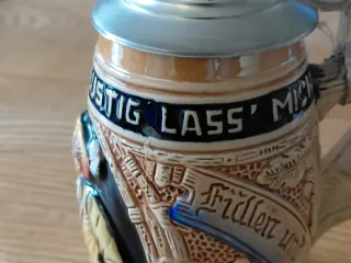 Boccale birra con coperchio in metallo