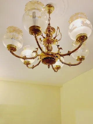 Lámpara de bronce y cristal