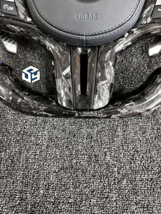 Volante BMW Carbono
