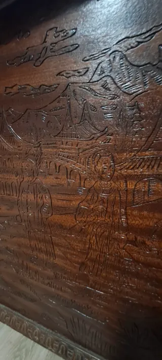 Baúl estilo balinés madera y metal.