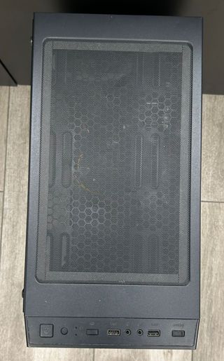 Ordenador sobremesa gaming negro