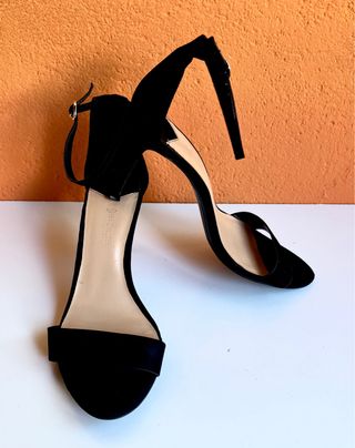 Elegantes Zapatos de tacón negros