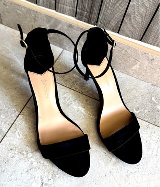 Elegantes Zapatos de tacón negros