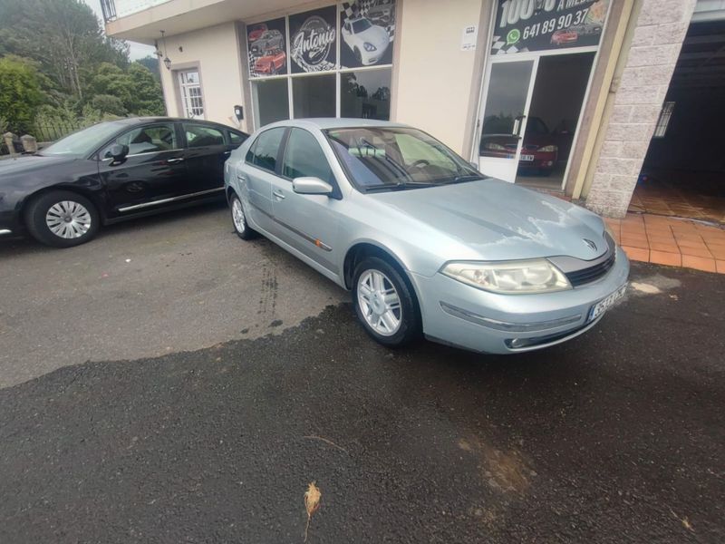 Renault Laguna 2003 - foto 1