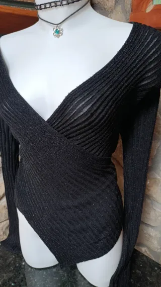 Jersey Zara escote cruzado negro