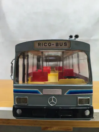 Autobús de Juguete Rico con Mando